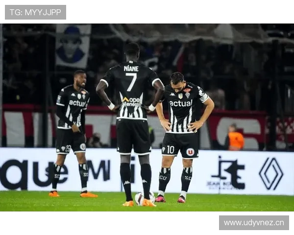 法甲经典比赛纪录回顾及关键数据背后的故事