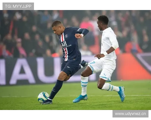 法甲马赛队长的战术作用与精神引领