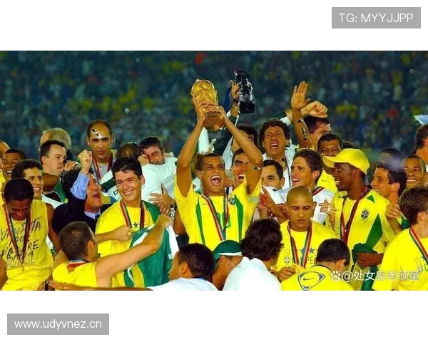 2002年巴西世界杯冠军背后的传奇故事与球队荣耀分析 2002年巴西世界杯冠军背后的传奇故事与球队荣耀分析