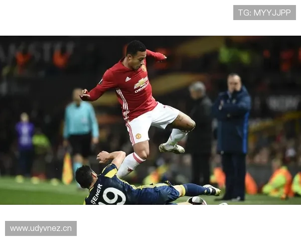 重返巅峰时刻1998年世界杯大罗的荣耀与传奇之路巴西锋线王者风采 重返巅峰时刻1998年世界杯大罗的荣耀与传奇之路巴西锋线王者风采